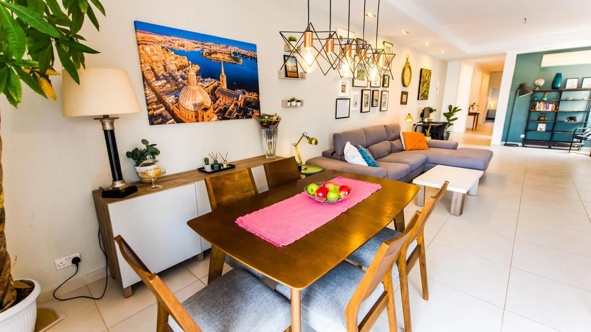 Mediterranean Abode - Spacious Apartment In Swieqi Is-Swieqi Μάλτα