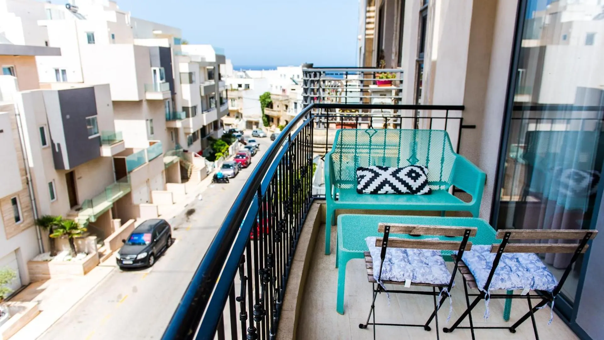 Mediterranean Abode - Spacious Apartment In Swieqi Is-Swieqi